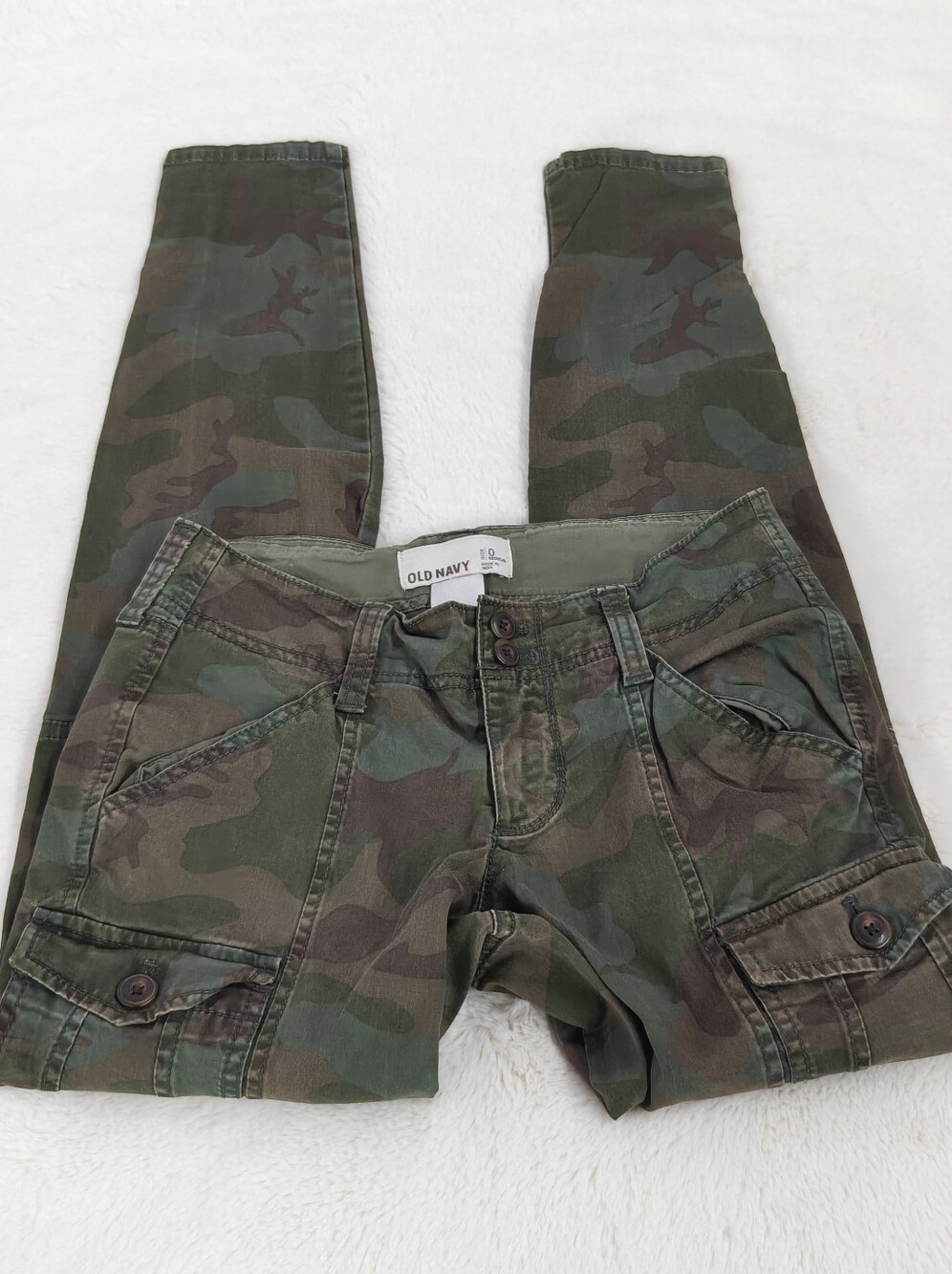 Vintage Y2K Old Navy Camo Cargo Skinny Pants Size 0